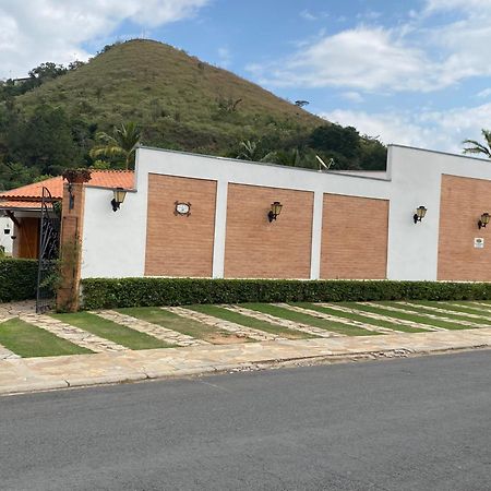 Villa Cottage Pousada Monte Alegre do Sul Eksteriør bilde